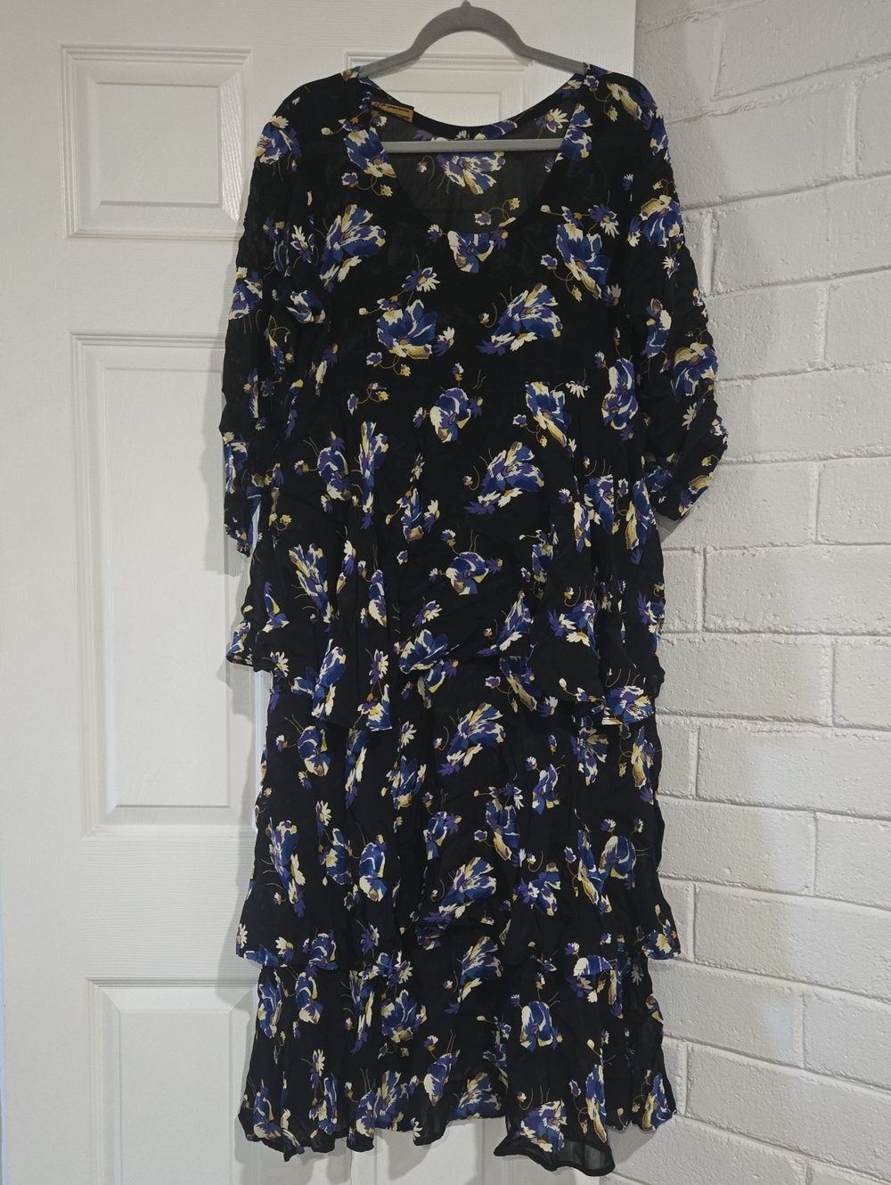 Anna Bella vintage-style floral tiered maxi Dress Size XL